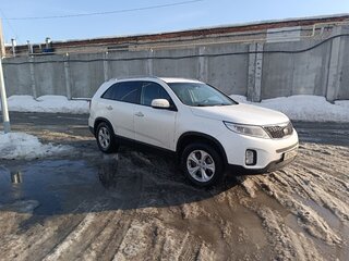 2012 Kia Sorento II Рестайлинг, белый, 1580000 рублей, вид 1