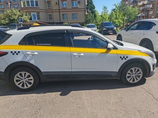 2017 Kia Rio X-Line IV, белый, 800000 рублей, вид 2