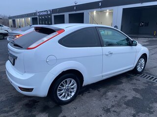 2008 Ford Focus II Рестайлинг, белый, 320000 рублей, вид 2