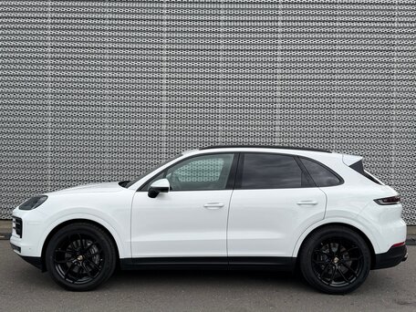 2024 Porsche Cayenne III Рестайлинг, белый, 11880000 рублей, вид 4