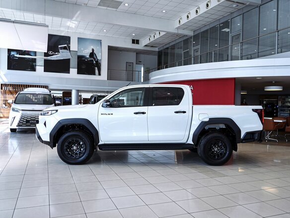 2026 Toyota Hilux IX, белый, 7500000 рублей - вид 12