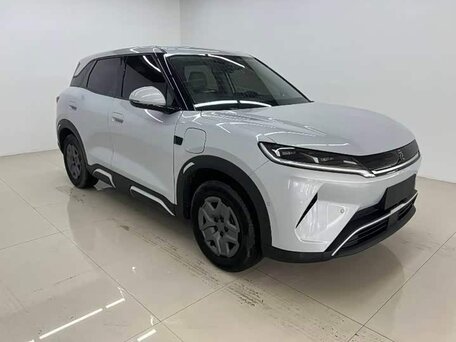 2026 BYD Yuan Up 45.12 kWh, серебристый, 2250000 рублей, вид 1