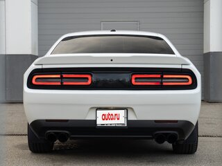2019 Dodge Challenger III Рестайлинг 2, белый, 3400000 рублей, вид 4