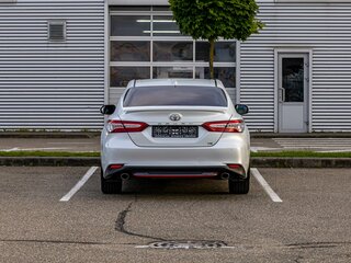 2018 Toyota Camry VIII (XV70), белый, 2355000 рублей, вид 5