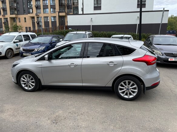 2018 Ford Focus III Рестайлинг, серебристый, 1150000 рублей - вид 9