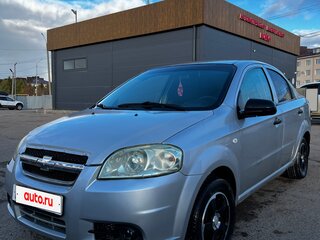 2011 Chevrolet Aveo I Рестайлинг, серебристый, 220000 рублей, вид 1