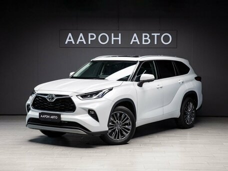 Toyota Highlander IV (XU70)