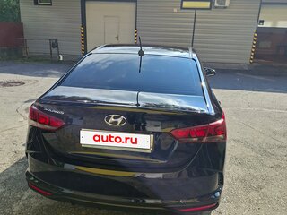 2021 Hyundai Solaris II Рестайлинг, чёрный, 2000000 рублей, вид 2