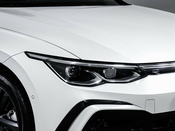 2021 Volkswagen Golf VIII, белый - вид 16