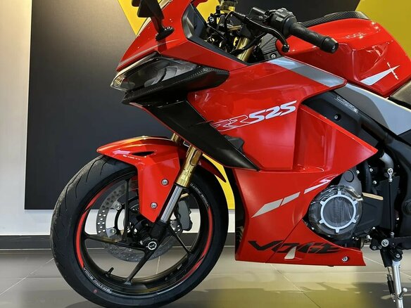 2026 Voge 525RR, красный, 597000 рублей - вид 6