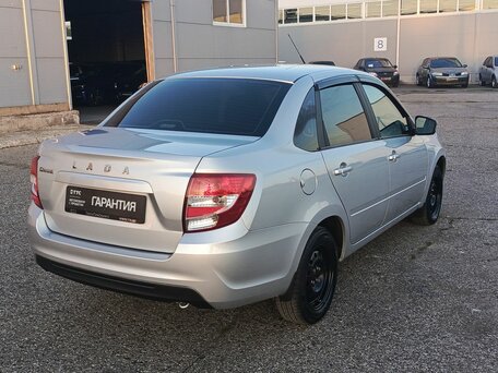 2023 Lada (ВАЗ) Granta I Рестайлинг, серебристый, 590000 рублей, вид 5