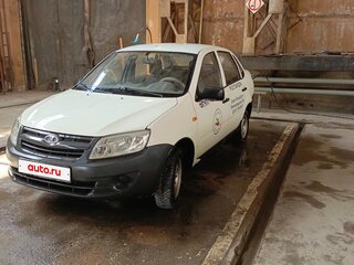 2013 Lada (ВАЗ) Granta I, белый, 290000 рублей, вид 1