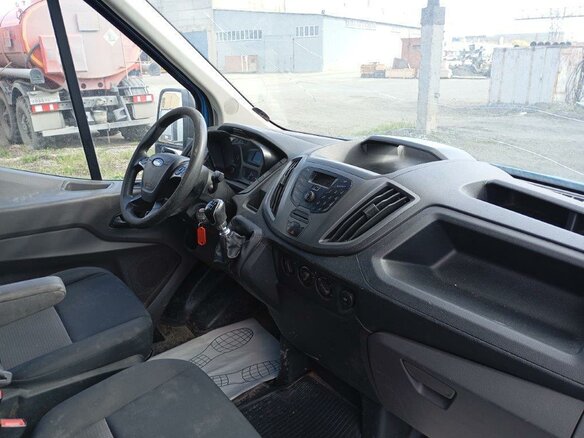 2021 Ford Transit, синий, 3415000 рублей - вид 5