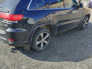 2014 Jeep Grand Cherokee IV (WK2) Рестайлинг, чёрный, 2500000 рублей, вид 4