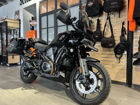 2021 Harley-Davidson Pan America, чёрный, 1490000 рублей, вид 1