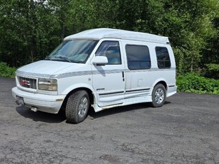 1996 GMC Safari II, белый, 1100000 рублей, вид 1