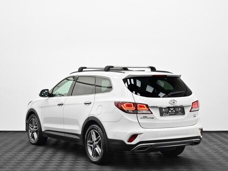 2017 Hyundai Santa Fe III Рестайлинг, белый, 2035000 рублей, вид 2