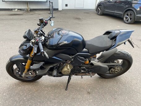 2021 Ducati Streetfighter V4, чёрный, 2000000 рублей, вид 5