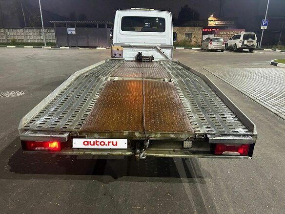 2002 Iveco Daily, белый, 1550000 рублей - вид 3