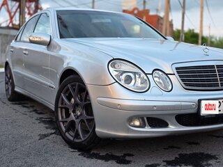 2005 Mercedes-Benz E-Класс 200 III (W211, S211), серебристый, 880000 рублей, вид 5