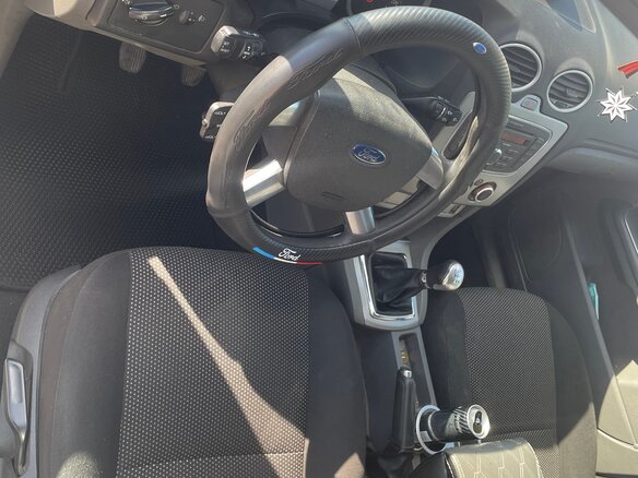 2010 Ford Focus II Рестайлинг, белый, 430000 рублей - вид 14