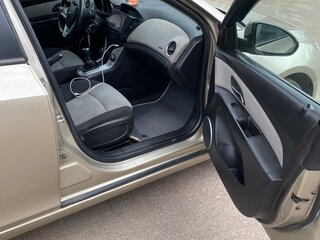 2011 Chevrolet Cruze I, бежевый, 499000 рублей, вид 5