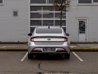 2021 Hyundai Sonata VIII (DN8), серый, 1945000 рублей, вид 5