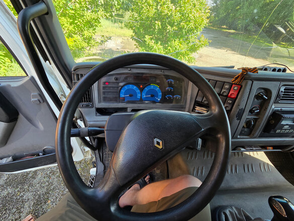 2003 Renault Midlum, белый, 2700000 рублей - вид 10