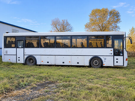 2009 ЛиАЗ 5256, белый, 900000 рублей, вид 2