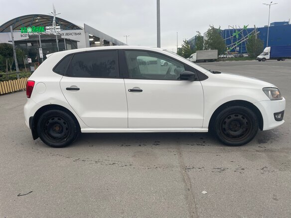 2010 Volkswagen Polo V, белый, 500000 рублей - вид 7