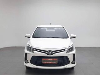 2023 Toyota Vios III Рестайлинг, белый, 1146000 рублей, вид 3