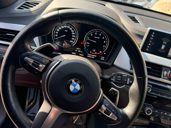 2021 BMW X1 20i xDrive II (F48) Рестайлинг, серый, 4050000 рублей - вид 10
