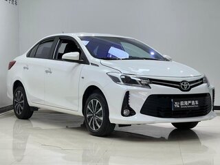 2022 Toyota Vios III Рестайлинг, белый, 940000 рублей, вид 1