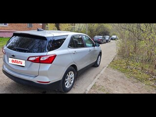 2019 Chevrolet Equinox III, серебристый, 2000000 рублей, вид 2