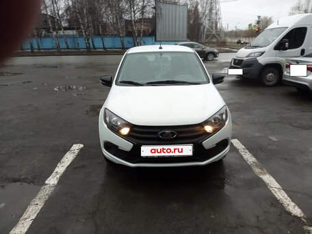 2025 Lada (ВАЗ) Granta I Рестайлинг, белый, 900000 рублей, вид 1