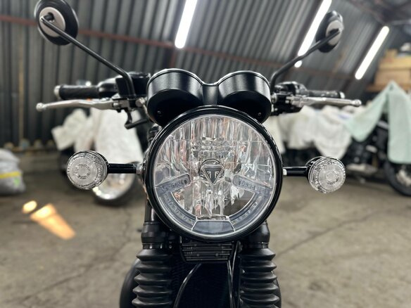 2020 Triumph Bonneville T120, чёрный, 1270000 рублей - вид 9
