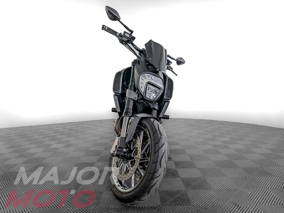 2014 Ducati Diavel Carbon, чёрный, 999000 рублей - вид 3