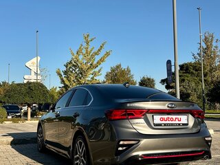 2021 Kia Cerato IV, серый, 1900000 рублей, вид 4
