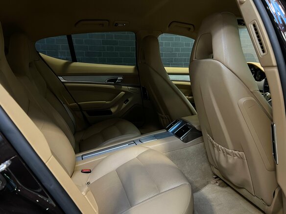 2011 Porsche Panamera 4 I, красный, 2350000 рублей - вид 15
