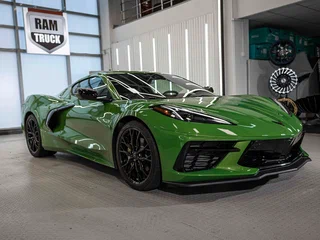 2026 Chevrolet Corvette Stingray C8, зелёный, 17459133 рублей, вид 2