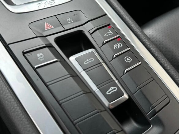 2019 Porsche Boxster IV 718 (982), жёлтый, 6200000 рублей - вид 13