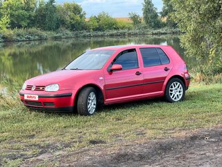 2003 Volkswagen Golf IV, красный, 549000 рублей, вид 3