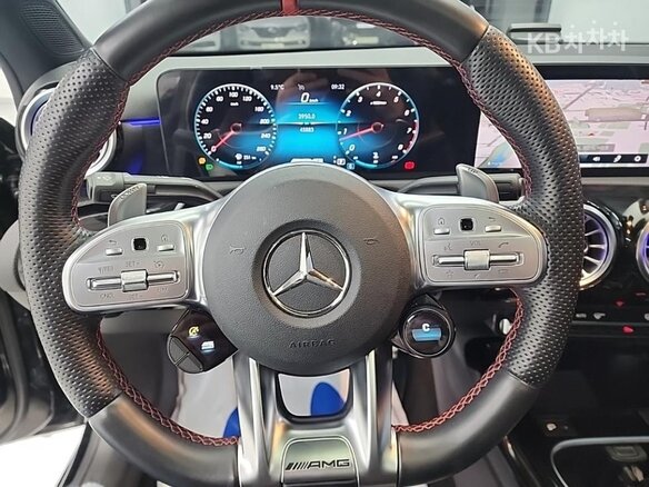 2022 Mercedes-Benz A-Класс 180 IV (W177) Рестайлинг, чёрный - вид 8