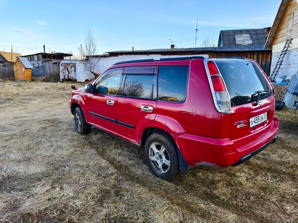 2002 Nissan X-Trail I, красный, 550000 рублей - вид 2