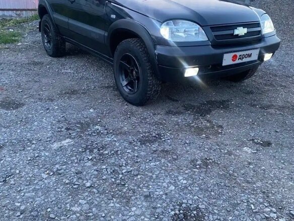 2008 Chevrolet Niva I, чёрный, 320000 рублей