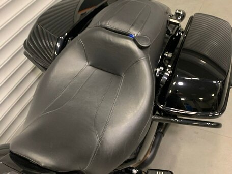2022 Harley-Davidson Road King Special, чёрный, 1900000 рублей, вид 5