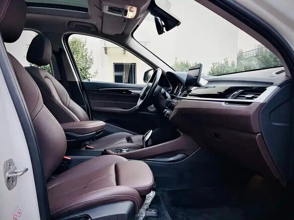 2022 BMW X1 Long 20Li sDrive II (F48) Рестайлинг, белый, 1970500 рублей - вид 13