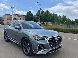 2023 Audi Q3 35 TFSI II (F3), серебристый, 2430000 рублей, вид 3