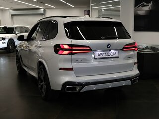 2025 BMW X5 40i IV (G05/G18) Рестайлинг, белый, 13990000 рублей, вид 4