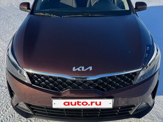 2021 Kia Rio IV Рестайлинг, коричневый, 2200000 рублей, вид 5